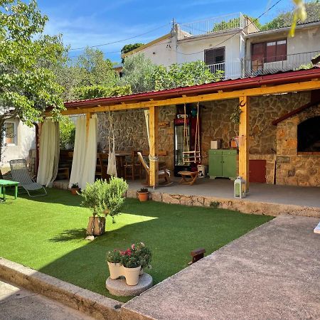 Studio Apartmani Kremic Karlobag Buitenkant foto