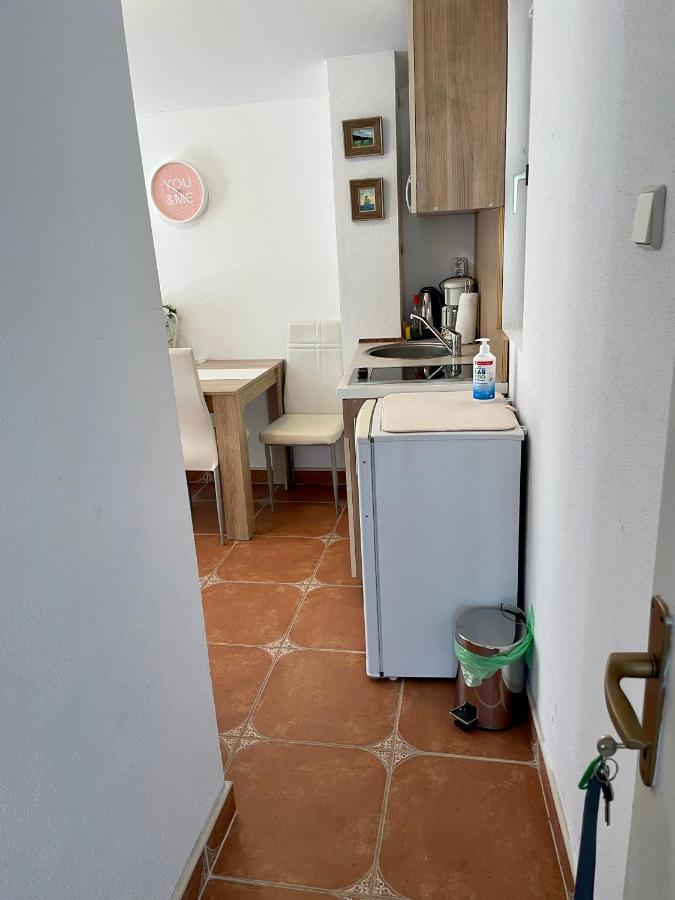 Studio Apartmani Kremic Karlobag Buitenkant foto